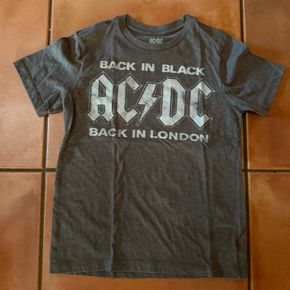Ac/dc‎ tshirt